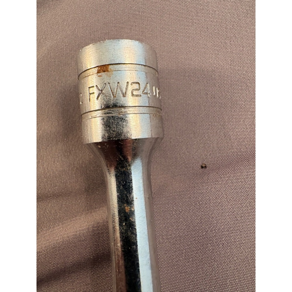 Snap-on FXW24 3/8 Drive 24 Inch Wobble Extension Bar Chrome Knurled USA Made